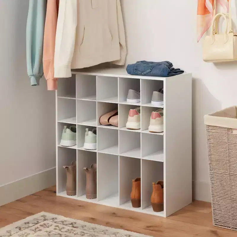 Scarpiera impilabile a 4 ripiani in laminato bianco - ™: Scarpiera organizer, Contiene 20 paia, Laminato di legno, Autoportante