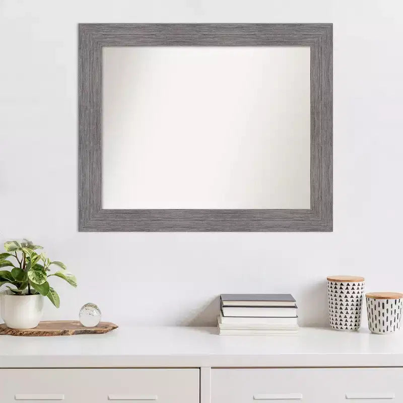 Specchio da parete grigio a doghe gessate non smussate 34" X 28" - : Rettangolare moderno, include l'hardware di montaggio