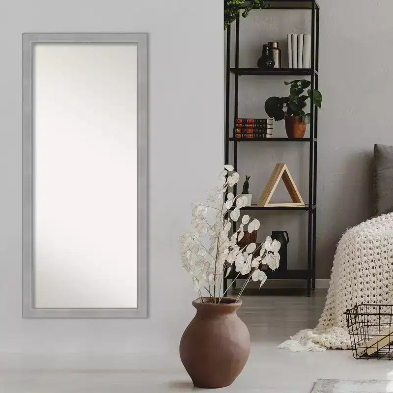 Specchio da appoggio intero non smussato Vista in nichel spazzolato 28" x 64" - : Include accessori per il montaggio, cornice in polistirene