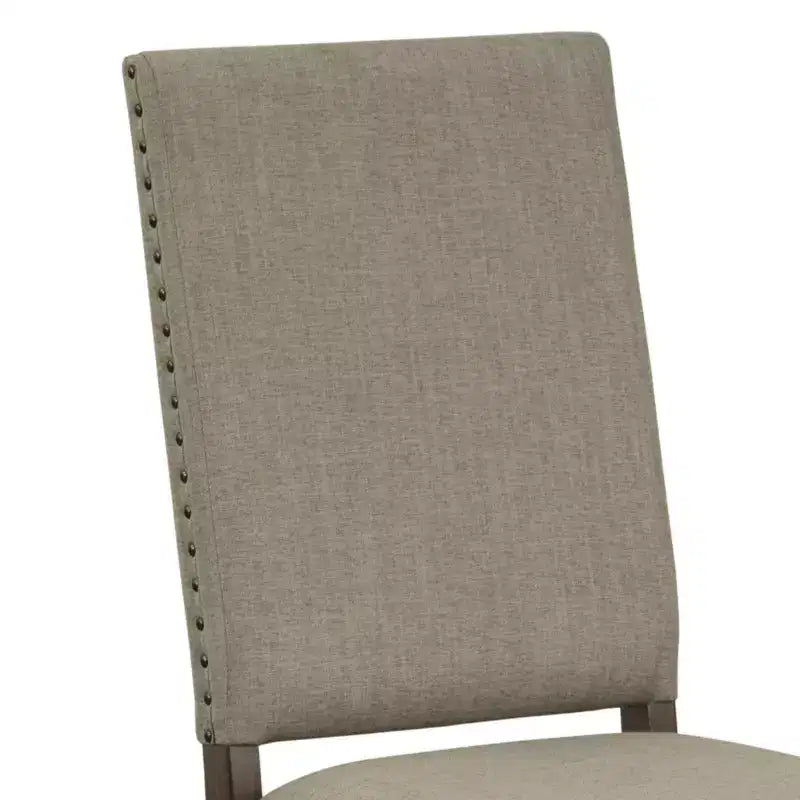 Sedia da pranzo tradizionale in legno rivestita con borchie (set da 2)