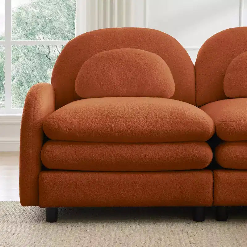 Divano Sezionale Steini Modern 117 a 2 Posti Rivestito in Tessuto Teddy con Cuscini Lombari Curvi e Pouf Rimovibile