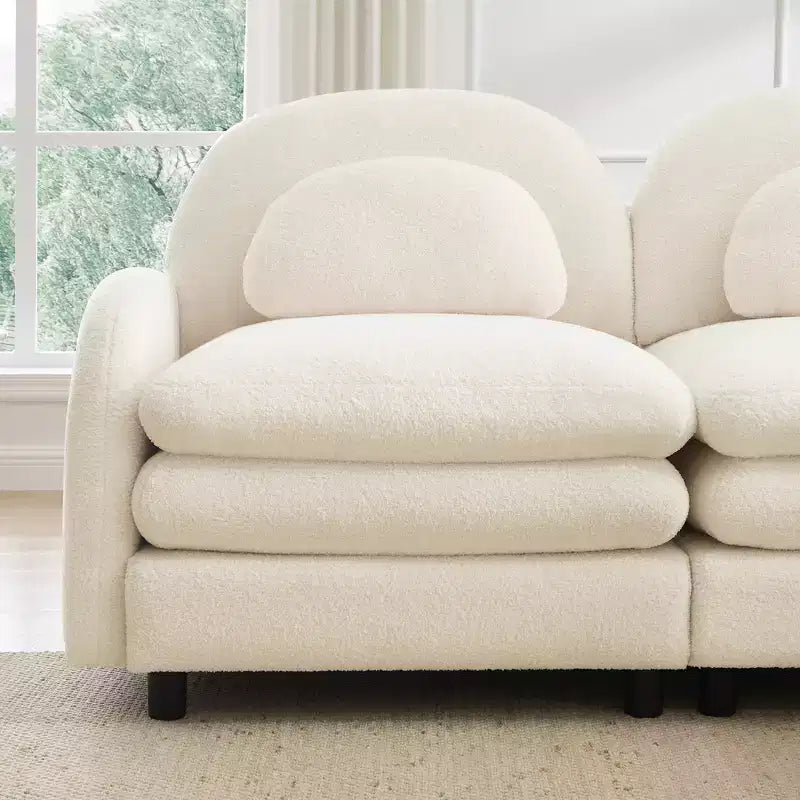 Divano Sezionale Steini Modern 117 a 2 Posti Rivestito in Tessuto Teddy con Cuscini Lombari Curvi e Pouf Rimovibile