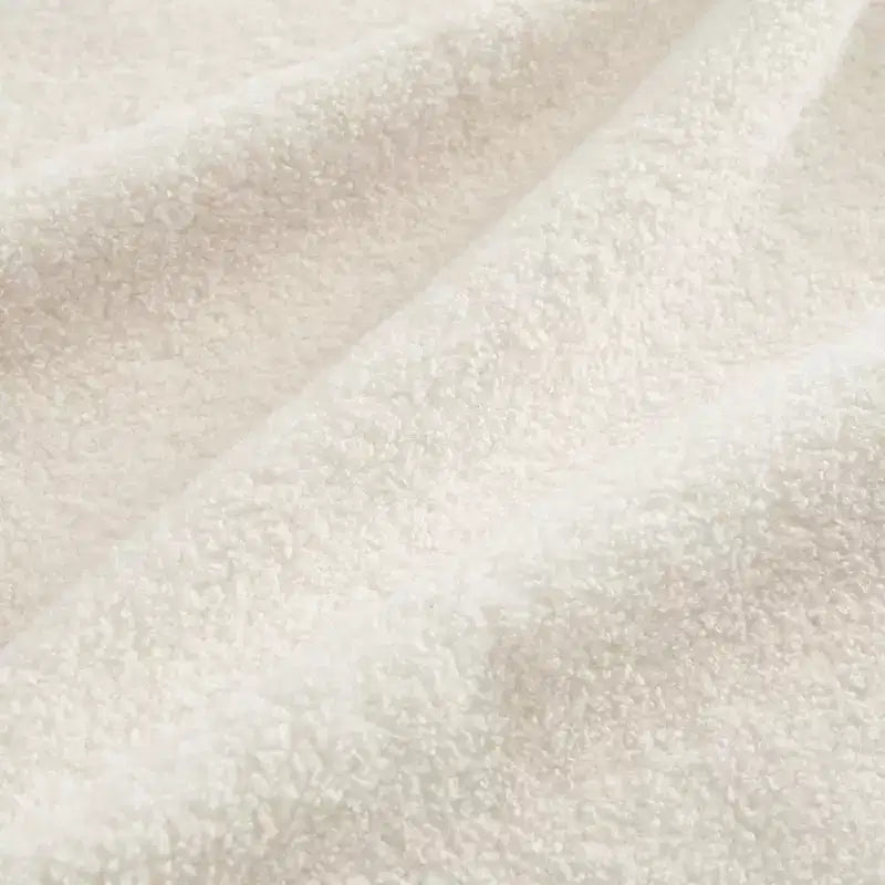 Divano Sezionale Steini Modern 117 a 2 Posti Rivestito in Tessuto Teddy con Cuscini Lombari Curvi e Pouf Rimovibile
