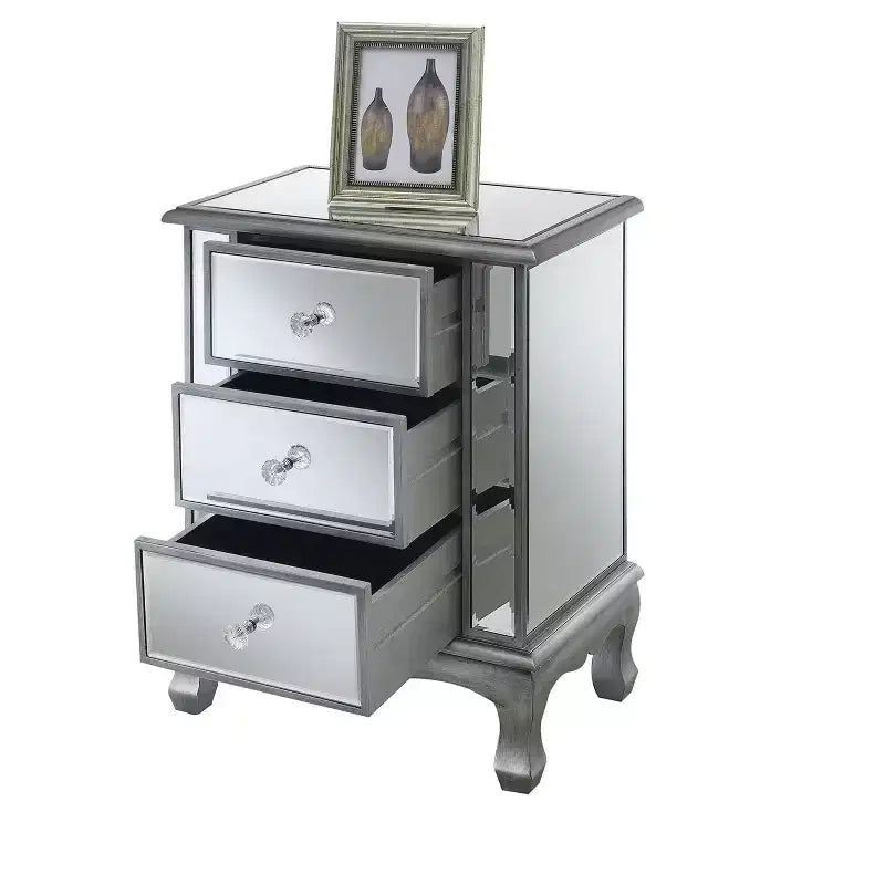 Comodino a 3 cassetti Gold Coast Vineyard con specchio - Breighton Home