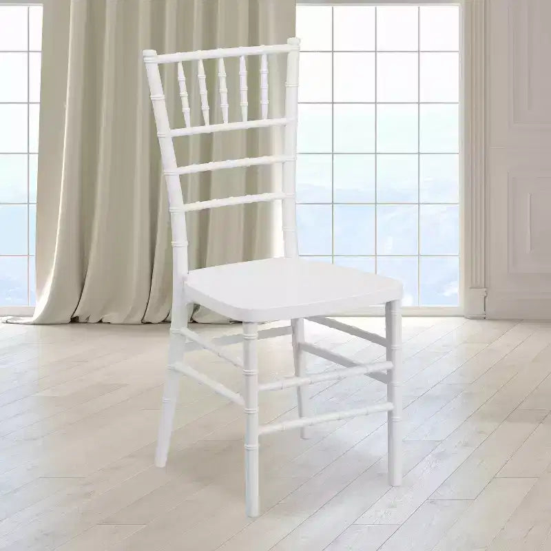 Sedia da pranzo Chiavari impilabile in resina per matrimoni ed eventi